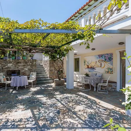 Margini's * Panormos (Skopelos)